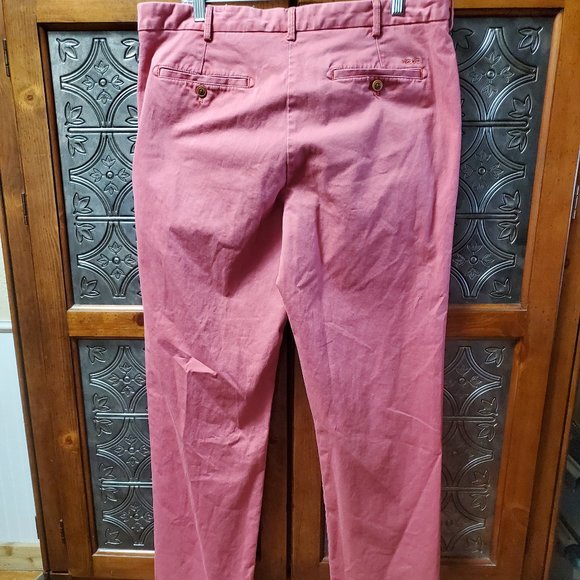 Izod Saltwater red slacks 36x32 NWOT - Picture 2 of 3